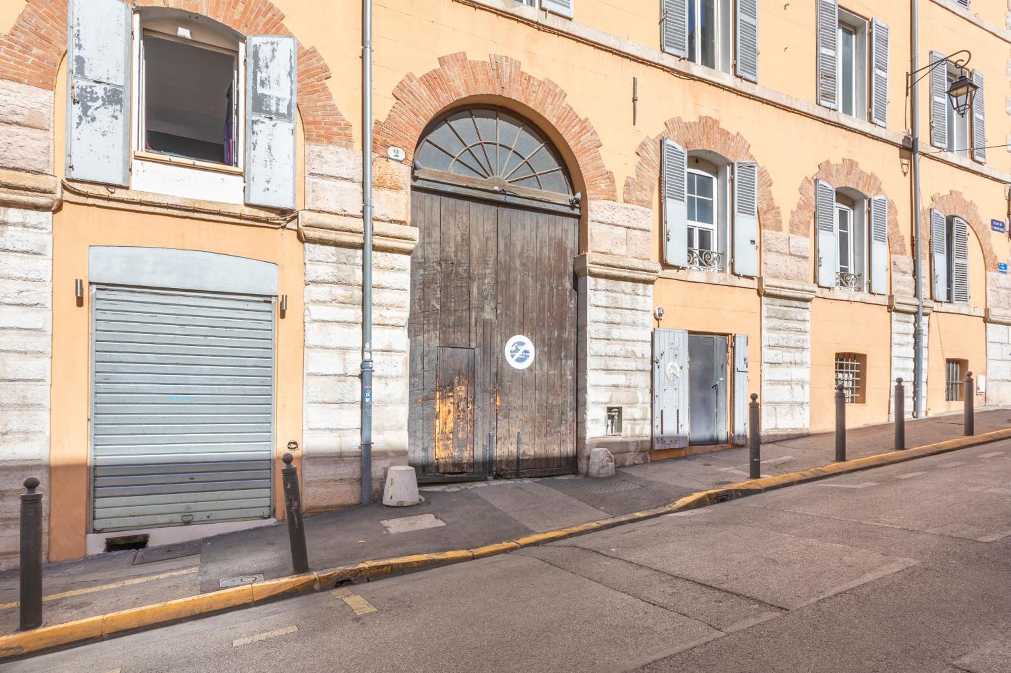 Apartament Adira Marseille Panier 2 Etoiles Zewnętrze zdjęcie