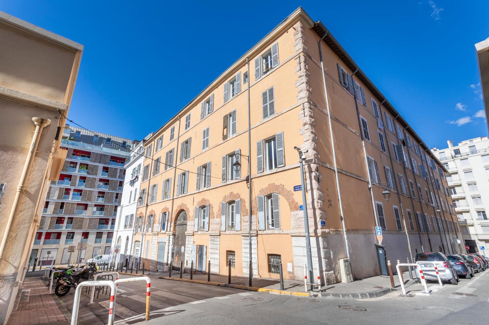 Apartament Adira Marseille Panier 2 Etoiles Zewnętrze zdjęcie