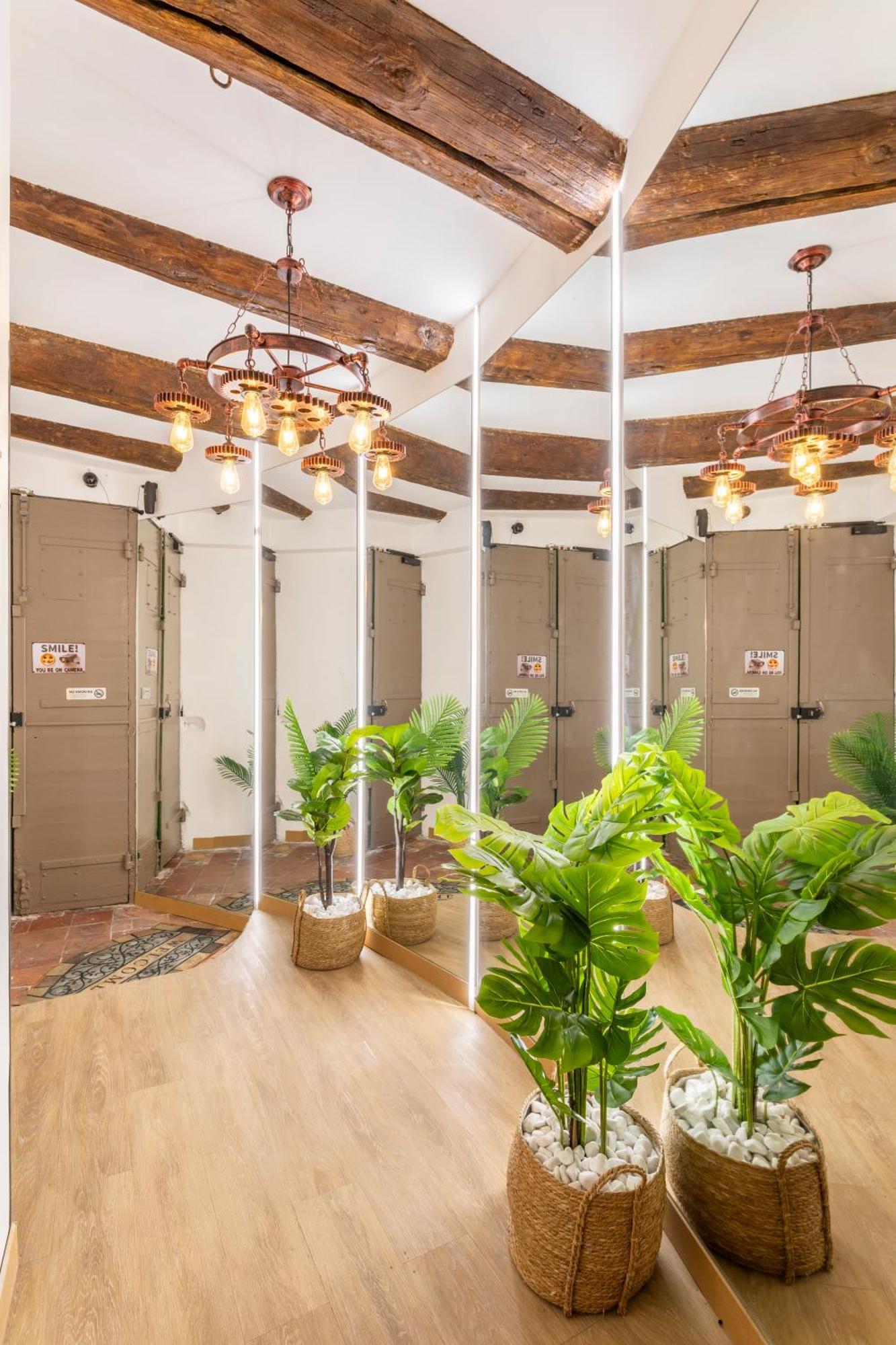 Apartament Adira Marseille Panier 2 Etoiles Zewnętrze zdjęcie
